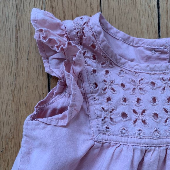 Gap pink bubble romper for baby sz 3-6M - Picture 3 of 4